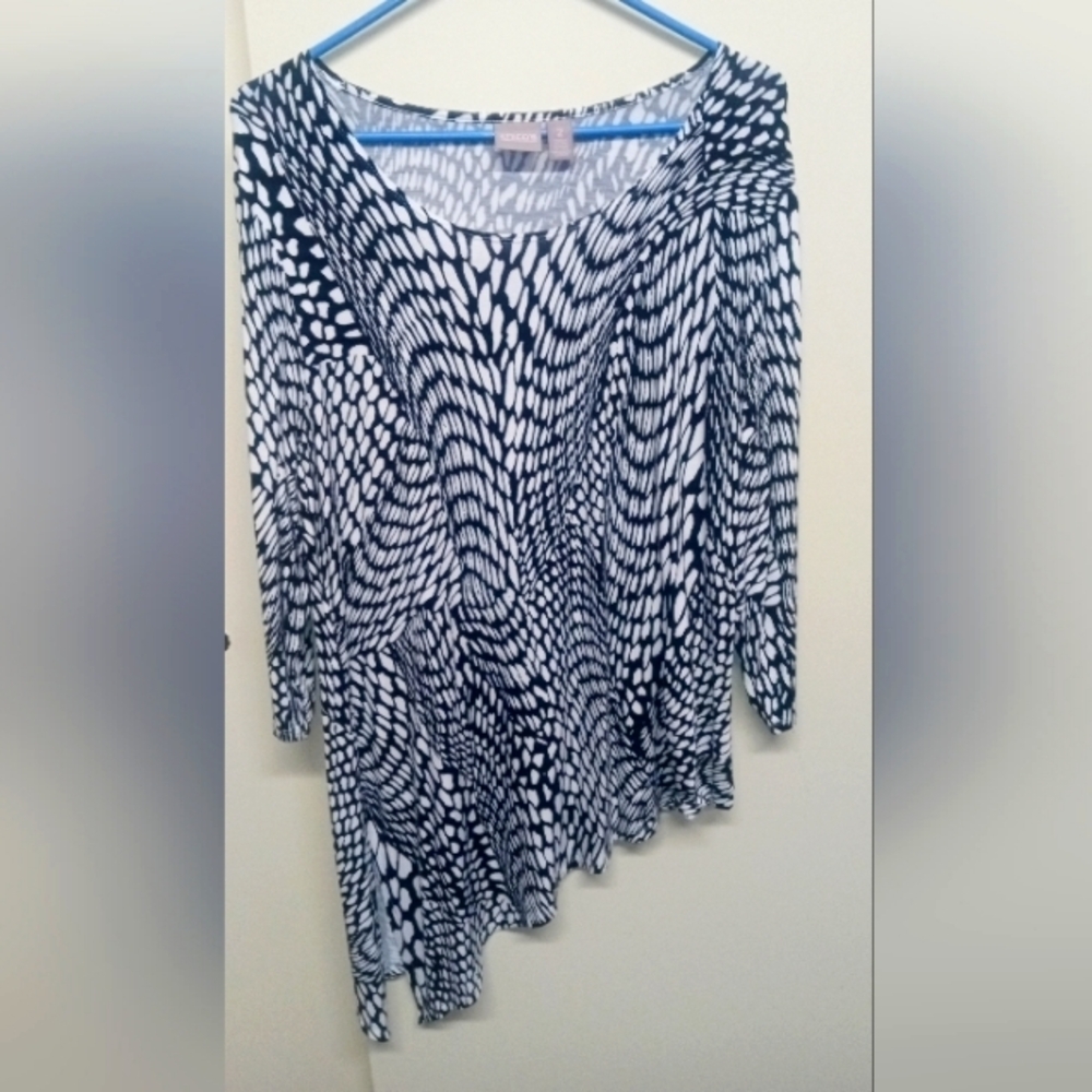 Chicos Blouse Size Large Black White Abstract Animal Print Tie Waist Top USA